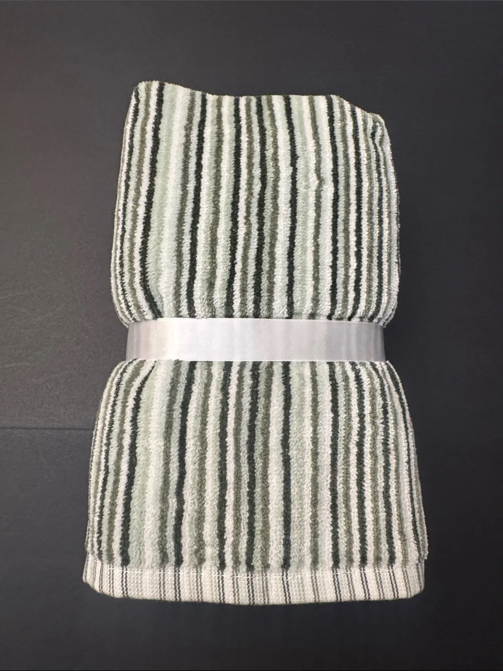 8pc CURATED KRAVET 100% Cotton Green/White Striped Bath Towel Set - Logan